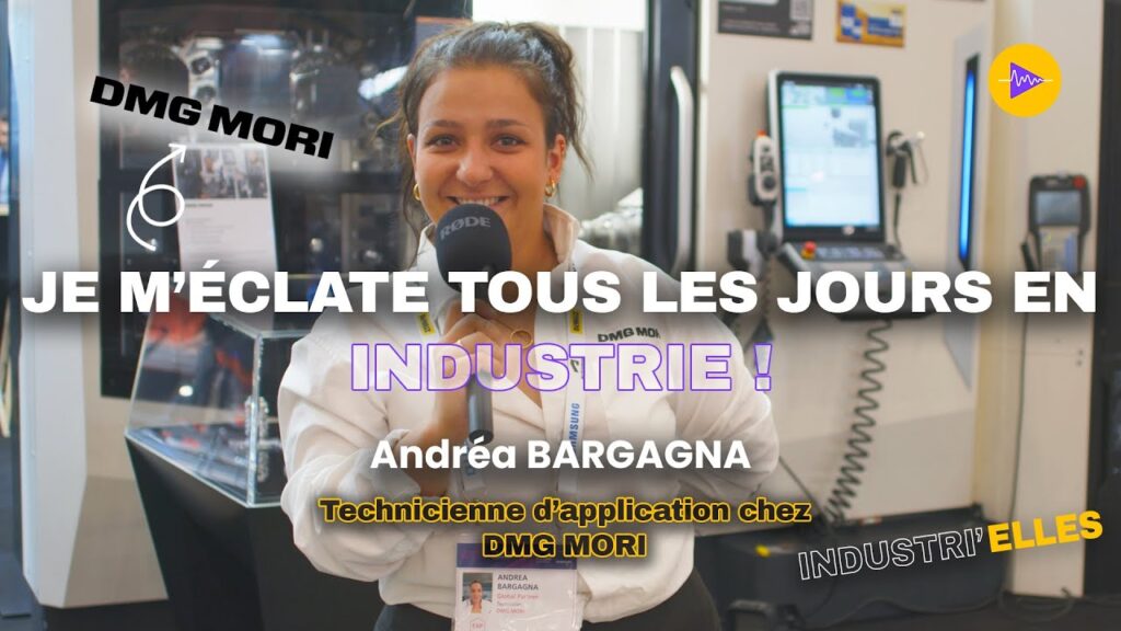 Andrea Bargagna, technicienne d'application chez DMG Mori, devant une machine-outil d'usinage