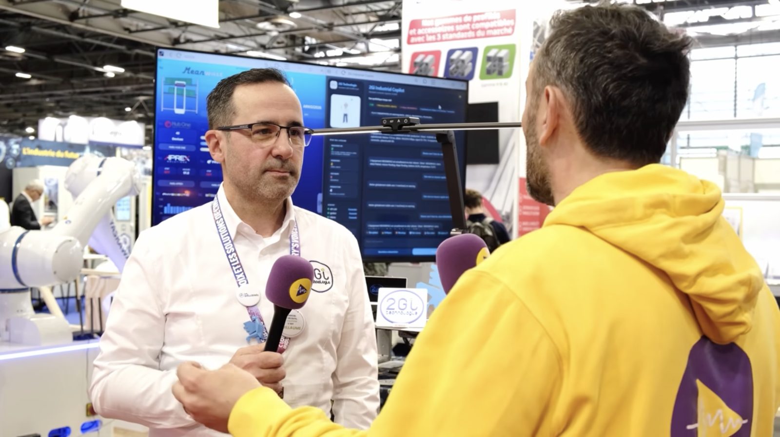 Interview d'un responsable de 2GI Technologie au micro Production Line, sur l'Entrepôt Connecté de Global Industrie